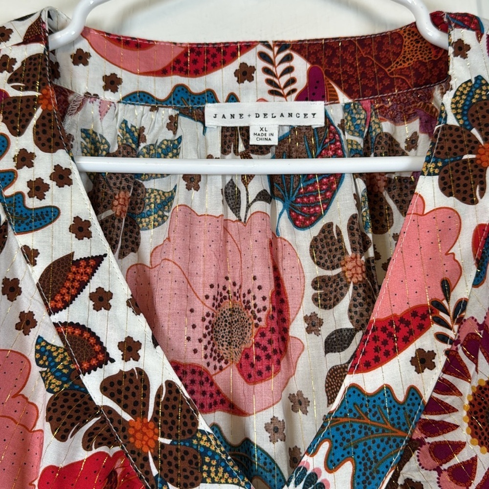 Jane + Delaney Floral White L/S V-Neck Blouse Size XL NWT #2961 - Picture 6 of 8